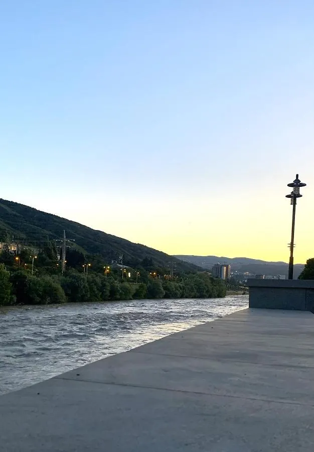 Apartment With A Beautiful View Tbilisi